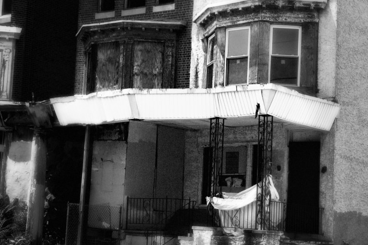 inner-city-2-pinhole-with-flim-grain